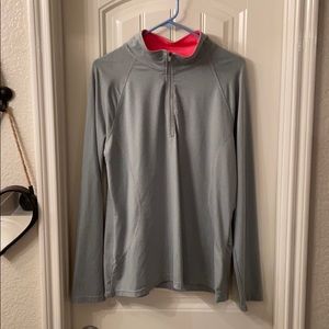 Danskin pull over shirt